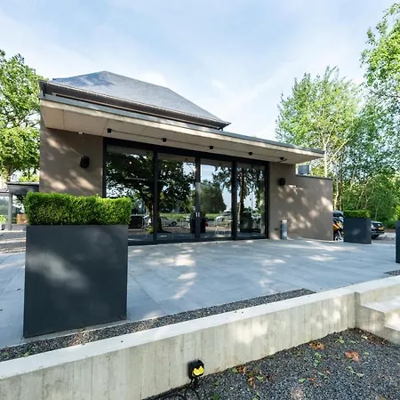 Airfield Living - Airport Sandweiler