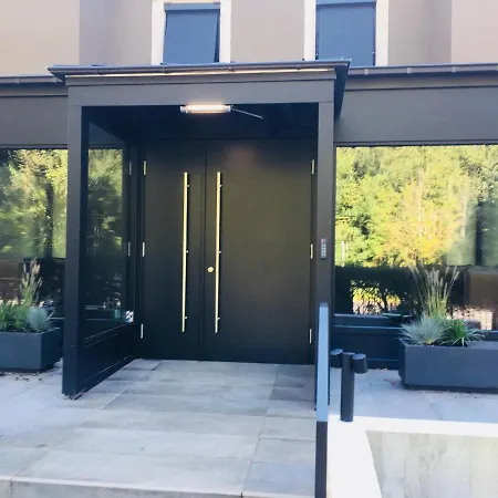 Airfield Living - Airport Sandweiler