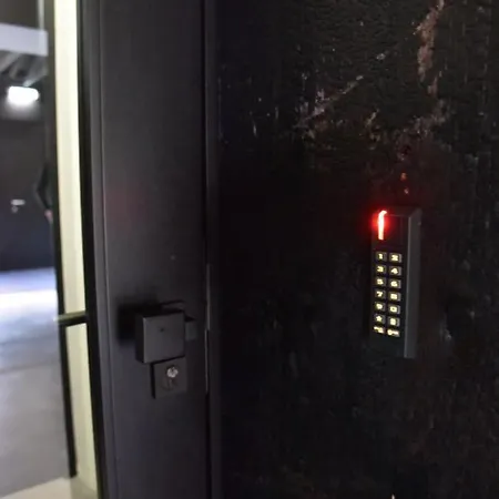 Hotel Airfield Living - Airport *