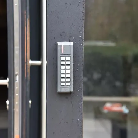 Airfield Living - Airport