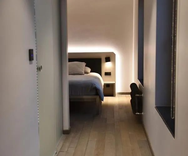 Airfield Living - Airport * Sandweiler