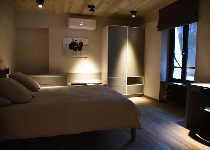 Hotell Airfield Living - Airport