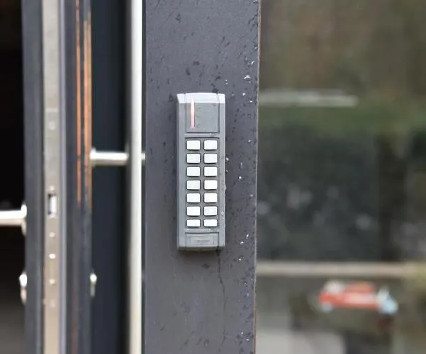 Airfield Living - Airport